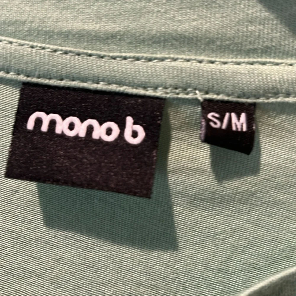 Monki Green Crop Top - Picture 2 of 4